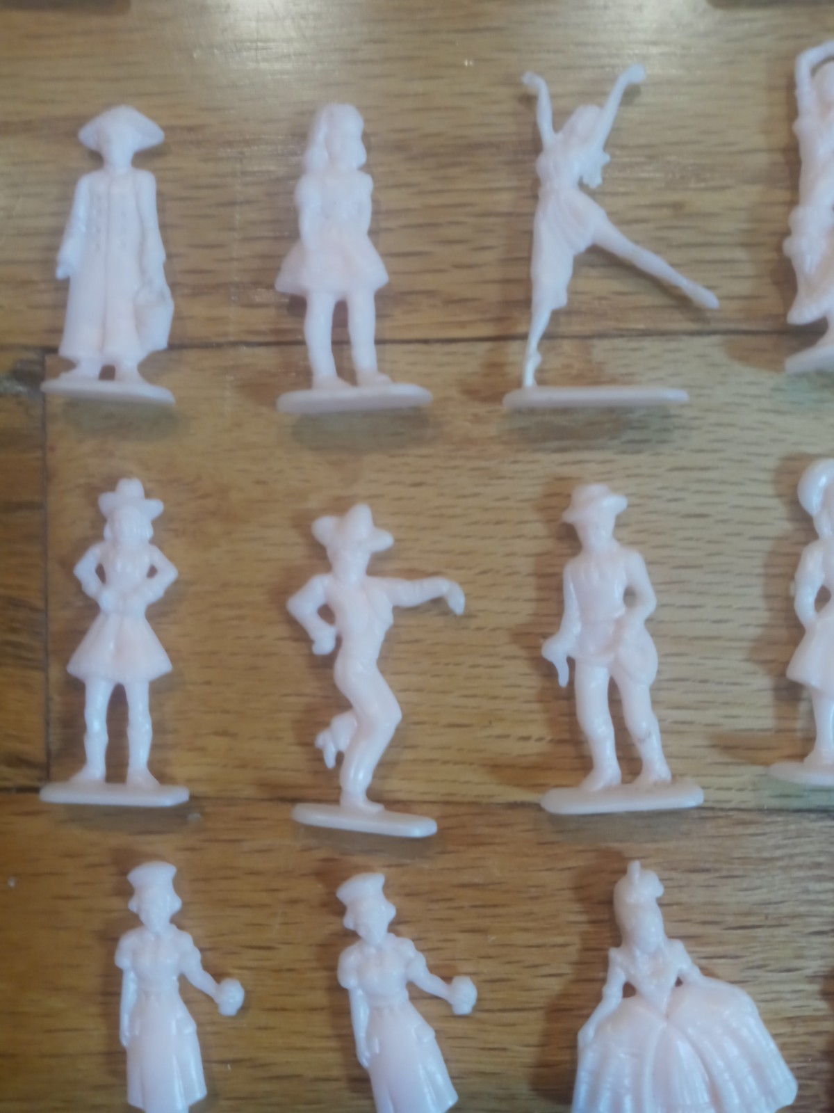 VINTAGE MIXED LOT PINK PLASTIC 1960S CAKE TOPPER DANCERS COWBOYS CLOWNS CHARMS