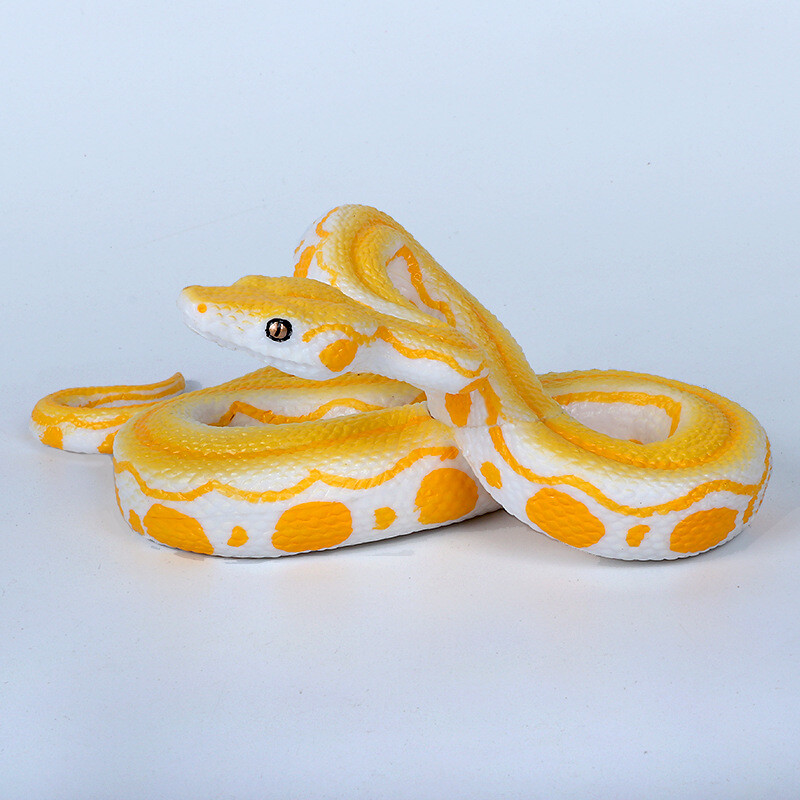 Realistic Big Rubber Snake Lifelike Scary Prank Toy Joke Party Prop Garden