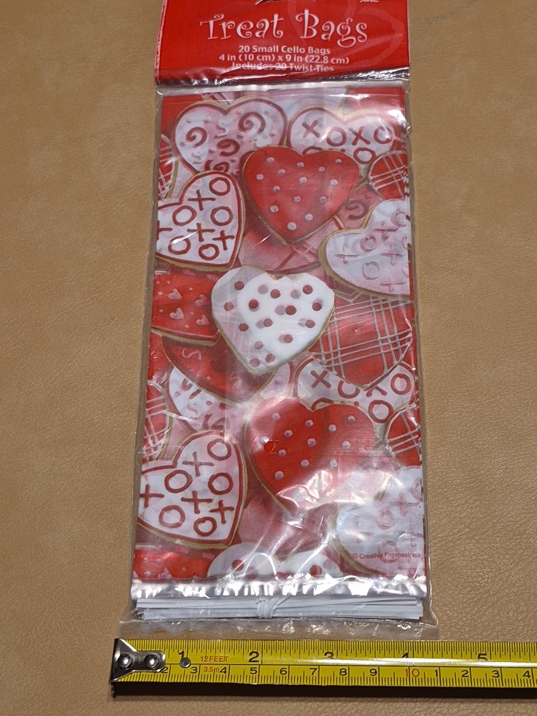 Paper Art Plastic Treat Bags Valentine’s Heart 20ct 4x9in Frosted Hearts Cookies
