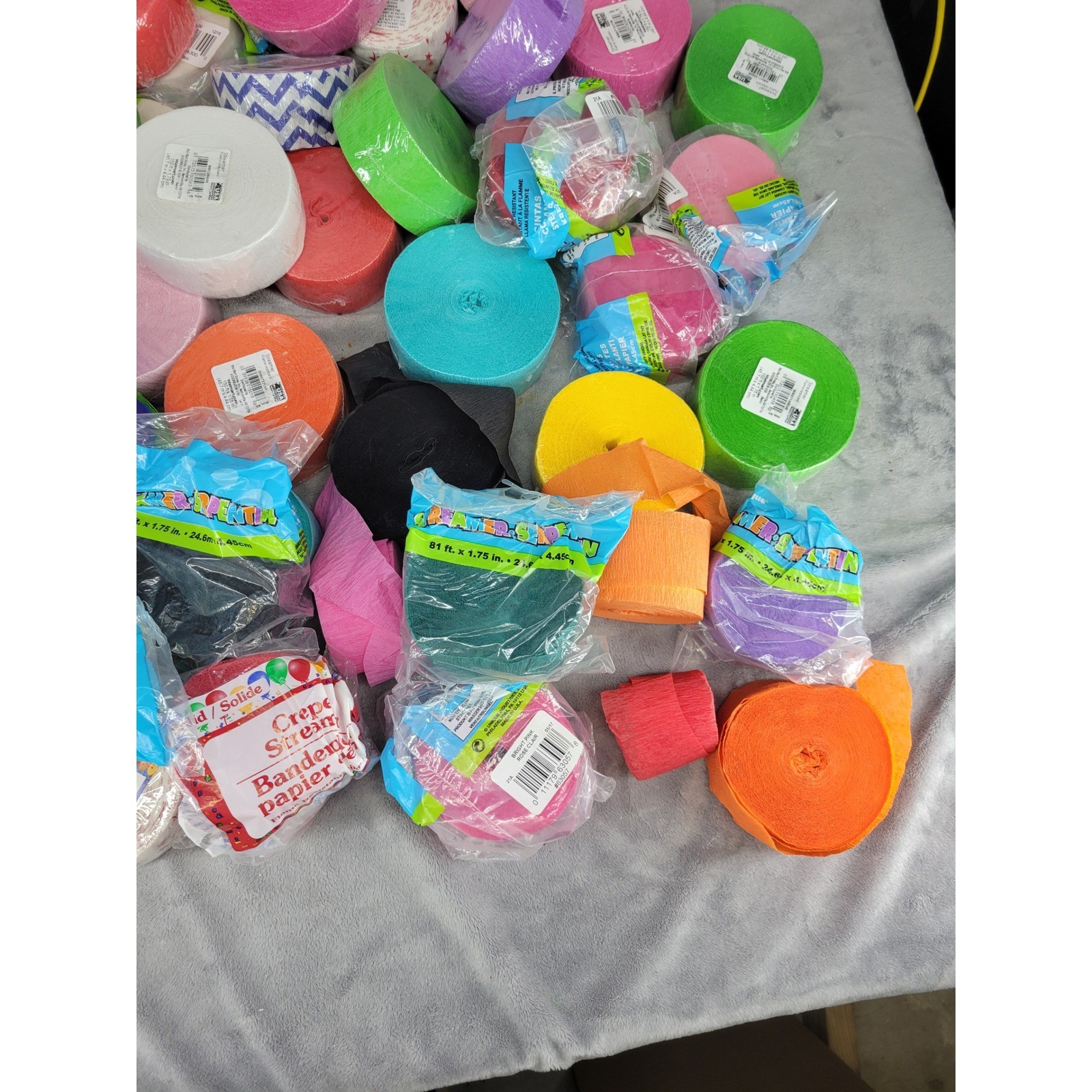 6lbs Multicolored Solid Color Crepe Streamers Paper Party Wedding Decoration