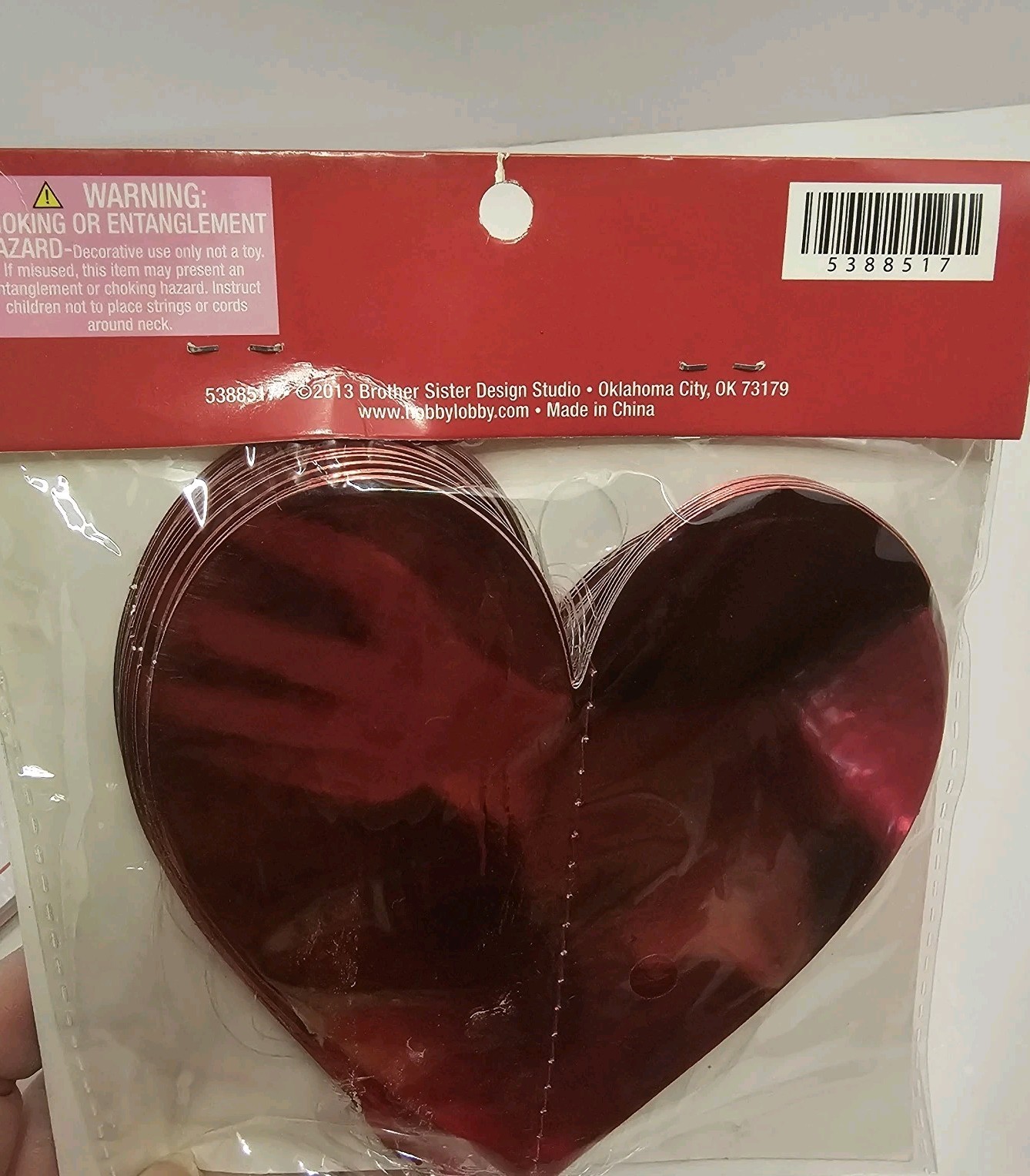 Valentine’s Day Party Supplies Lot Heart Garland Decor Cards Rose Pedals Plates