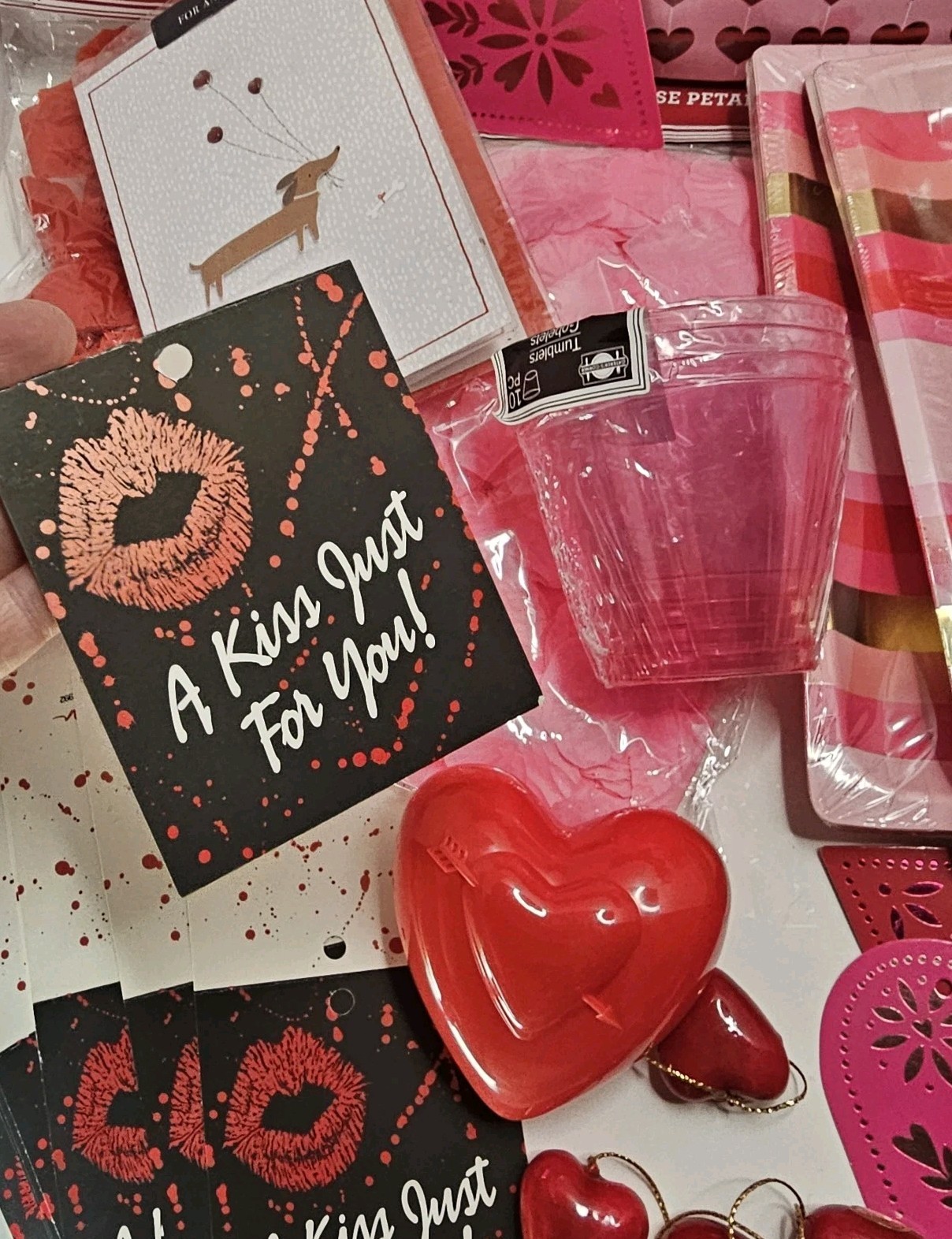 Valentine’s Day Party Supplies Lot Heart Garland Decor Cards Rose Pedals Plates