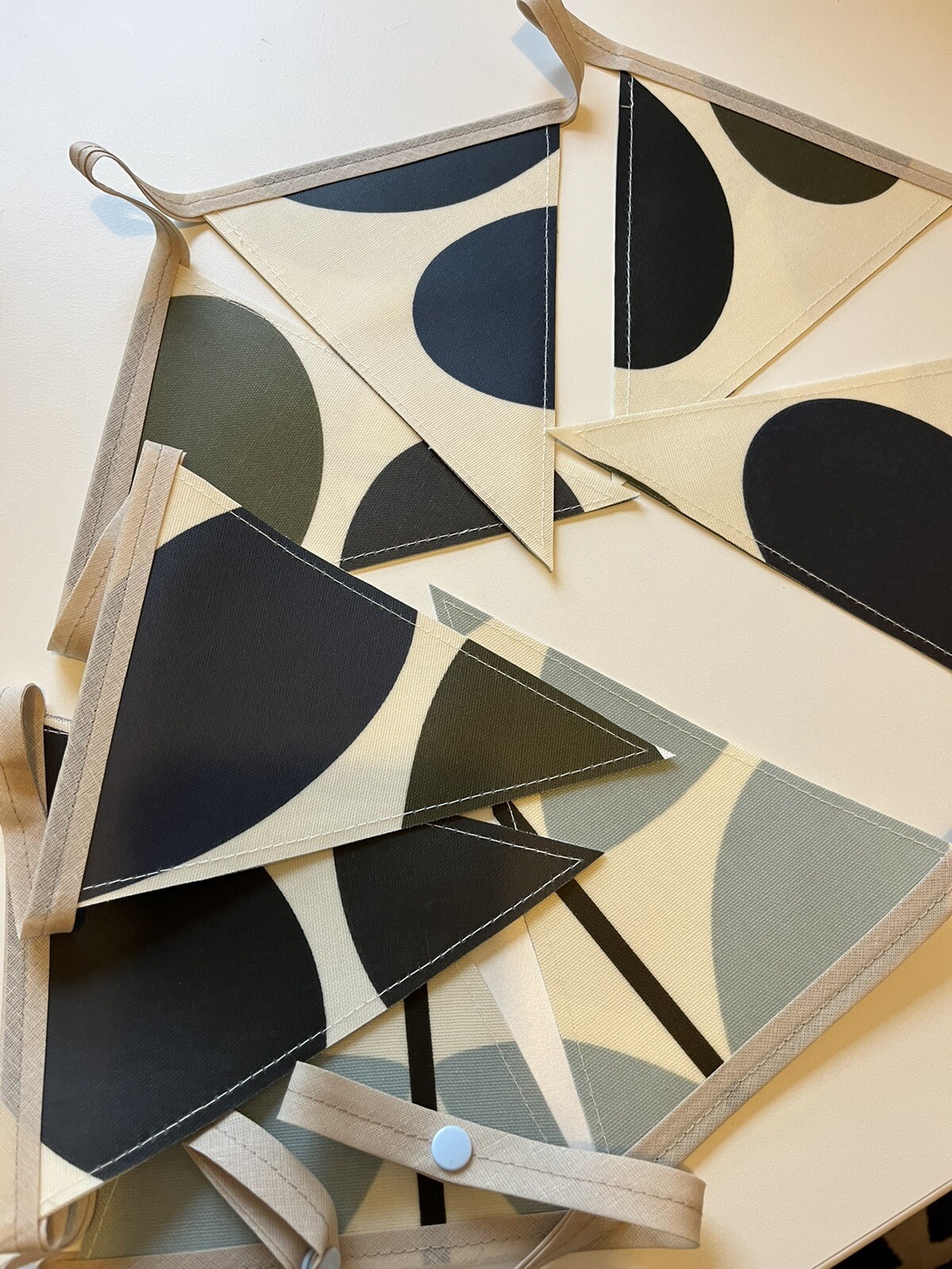 Handmade Oilcloth Bunting – Garden/Home Contemporary – 2 Meters Double Sided