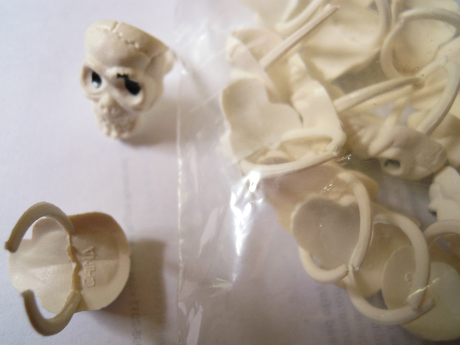 Skull Rings Halloween Party Bags Etc Cream Kids Job Lot Of 10 Brand New