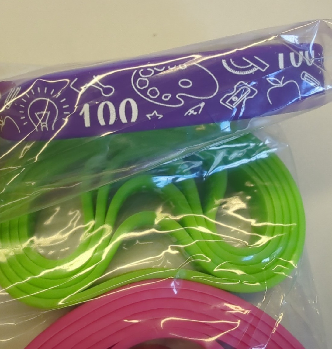 60 Pcs – 100 Days Of School Pins And Bracelets 100 Days Smarter Happy 100th Day