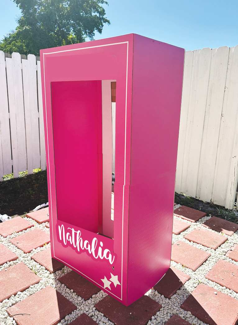 4ft, 5ft and 6ft tall, doll photo box, popular photo booth props birthday party