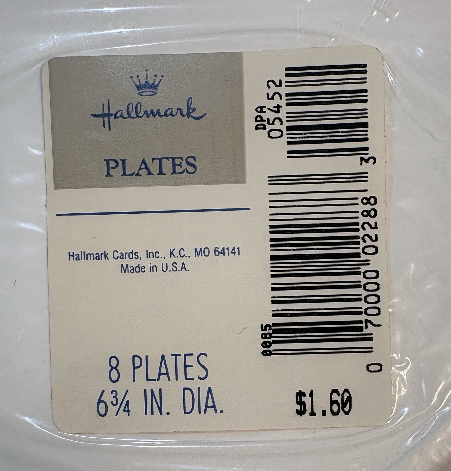 Vintage Hallmark Party Plates Girls Bow Lipstick Hearts Fun 8 Count Lot of 3