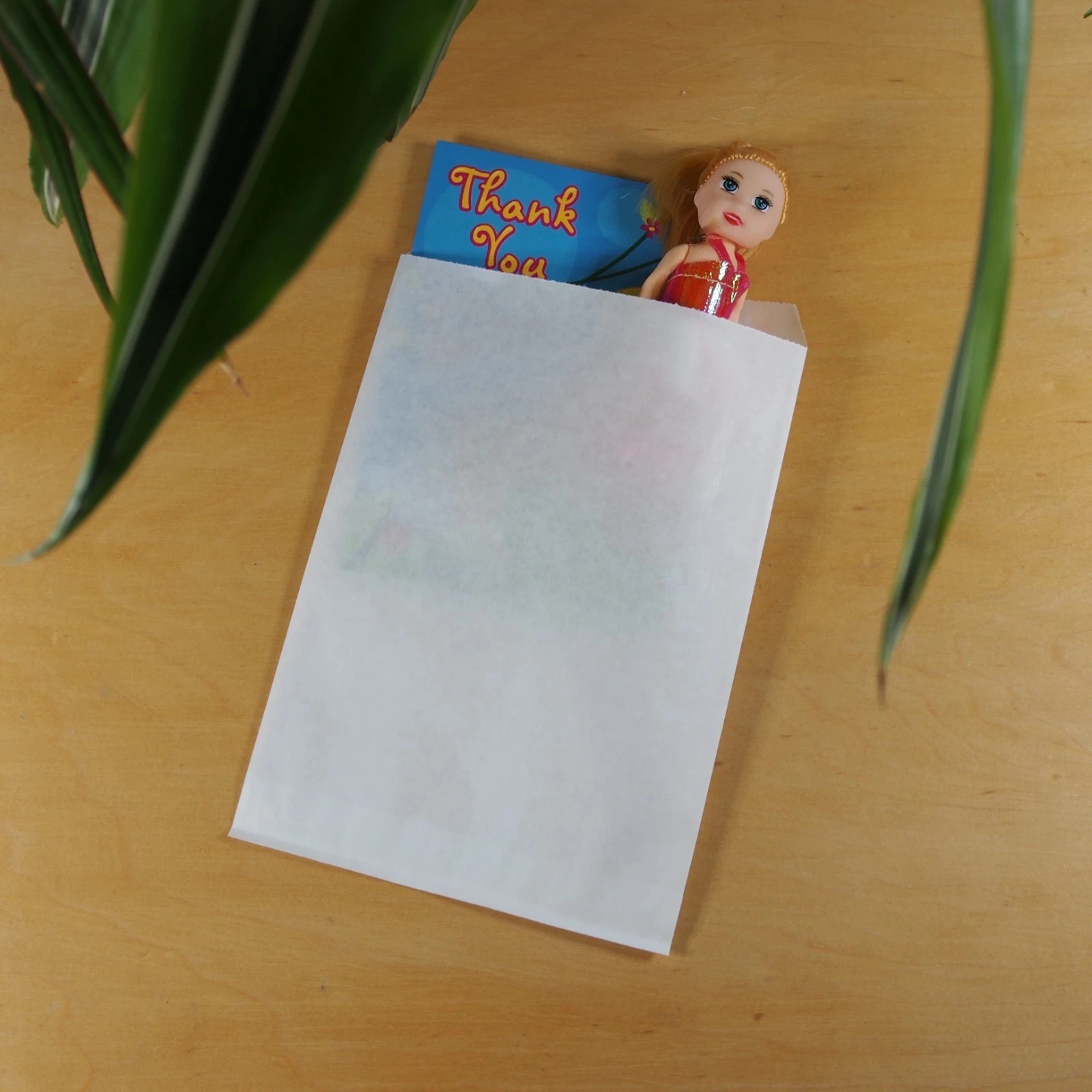 CuteBox White/Kraft Flat Paper Gift Bags 100pcs