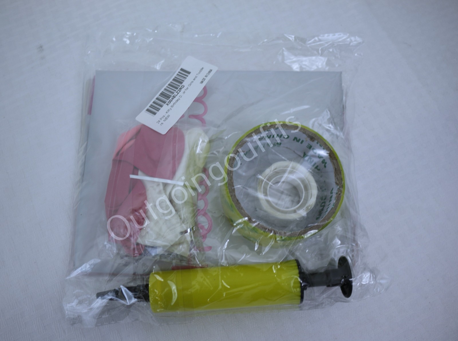 NEW 24 PCS- Hello Kitty Birthday Party Supplies Decorations For Girls and Toddle