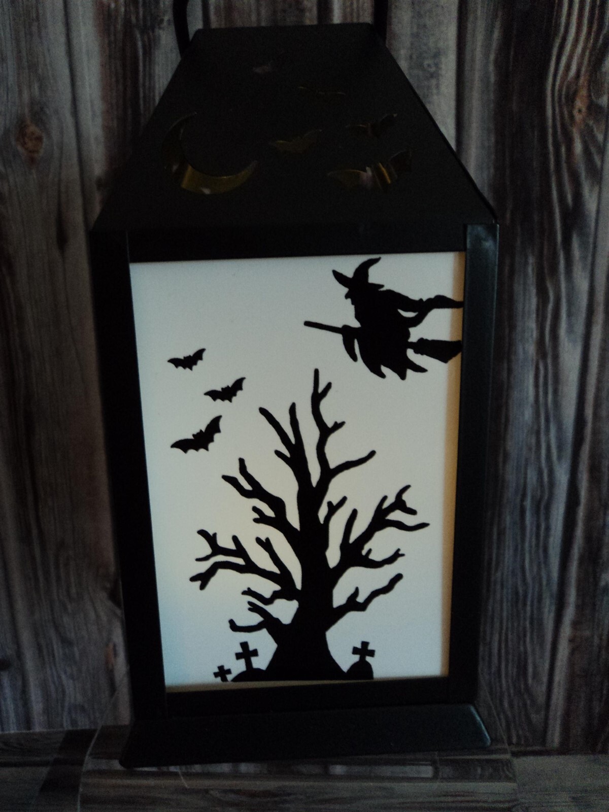 Halloween Black & White Witch w/ Bats Light Up Lantern