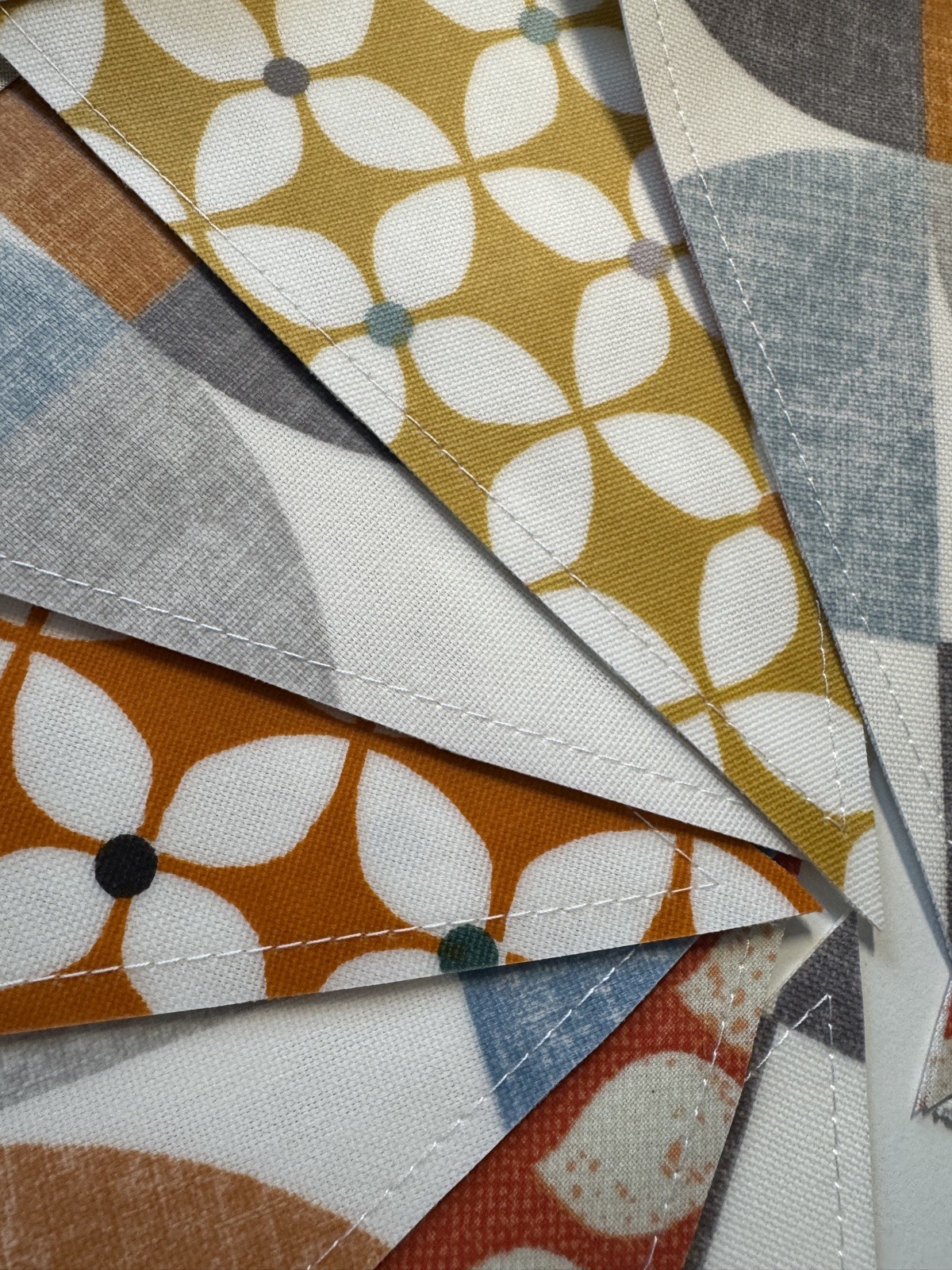 Handmade Oilcloth Bunting – Garden/Home – Contemporary – 3 Meters Double Sided