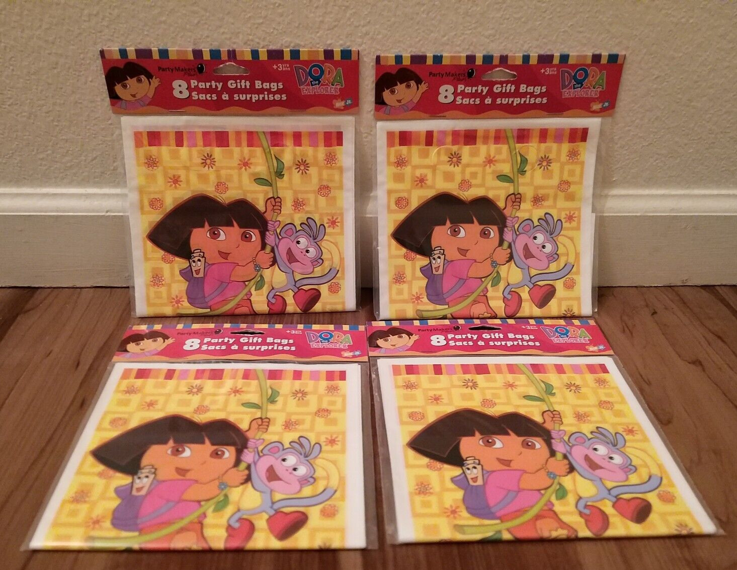 Nick Jr. Dora the Explorer 8 Favor Bags Set of 4 Pack