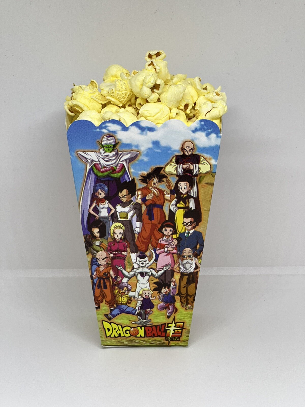 10 ct. Pack – Dragon Ball Popcorn Boxes / Paq. con 10 Cajas de Dragon Ball.