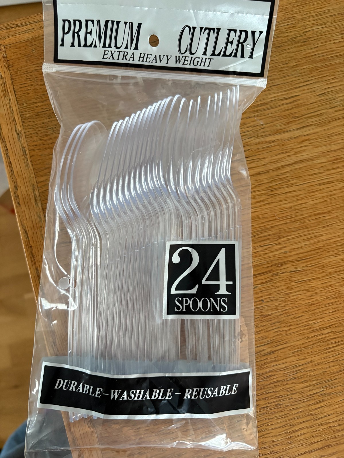 Plastic Spoons 24 Spoons Extra Heavy Weight NEW