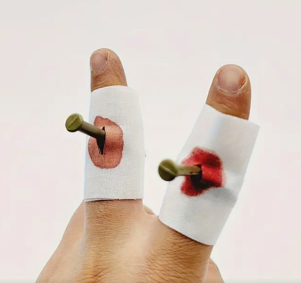2 PACK – Funny Prank Prop Fake Finger Through Nail Prank Toys Scary Prank Toys