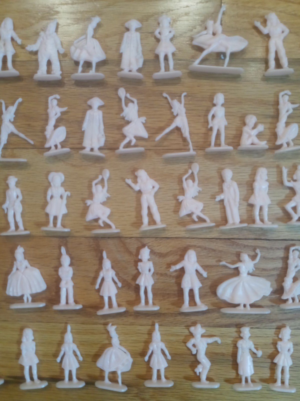 VINTAGE MIXED LOT PINK PLASTIC 1960S CAKE TOPPER DANCERS COWBOYS CLOWNS CHARMS