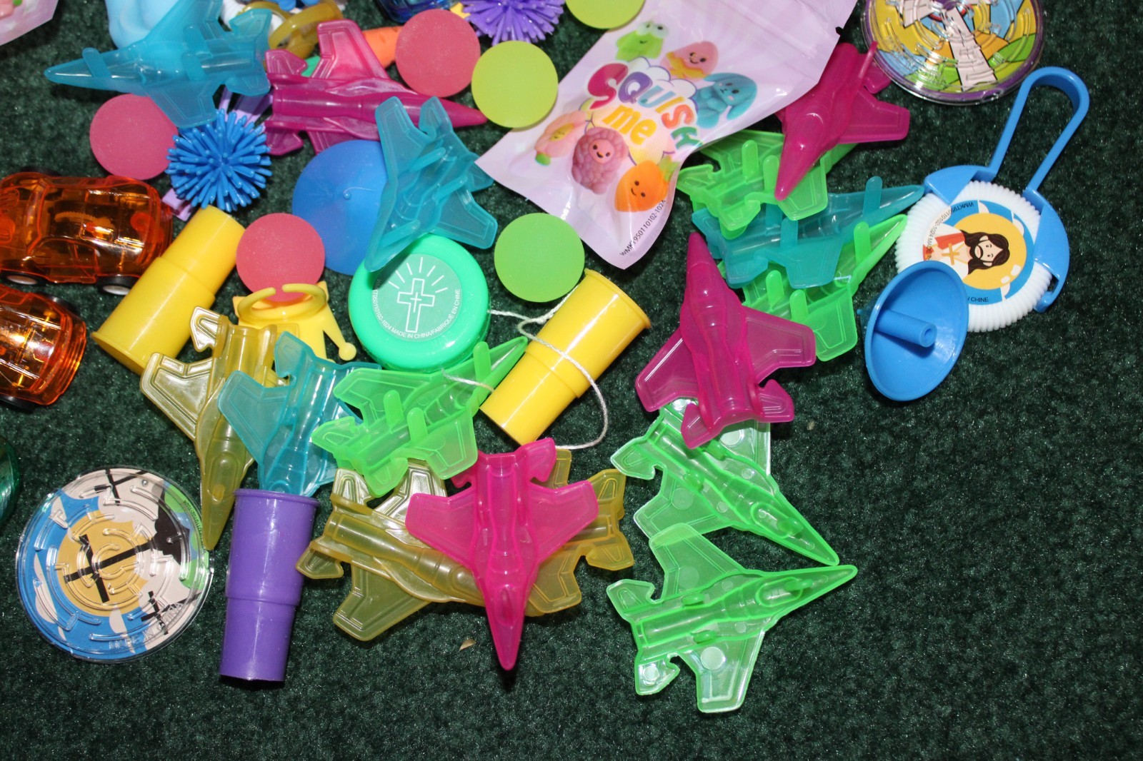 LARGE LOT Small Easter Toys, Cars Rings Puzzles Balls 100+ PIECES Party Favors