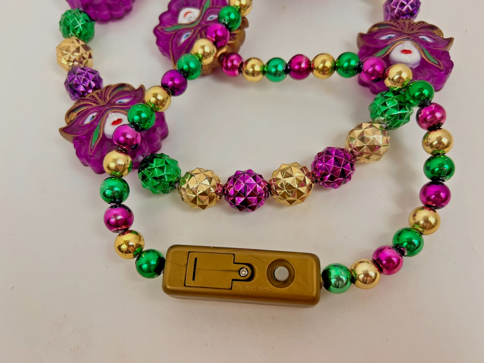 Masked Divas Party Event Light-Up Beads Necklace Rainbow Mardi Gras Fantasy Fest