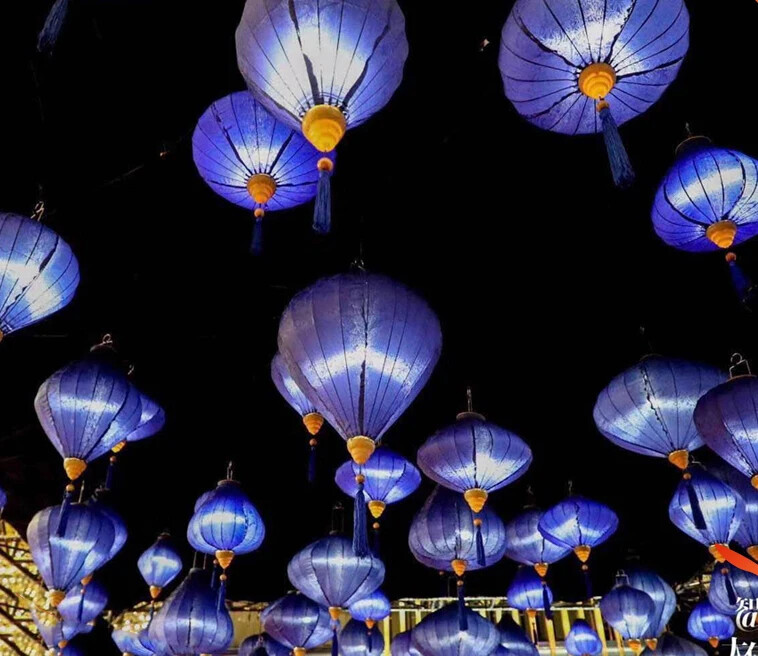 Retro Chinese Hanging Lantern Waterproof Solid Color Festival Party Cloth Decor