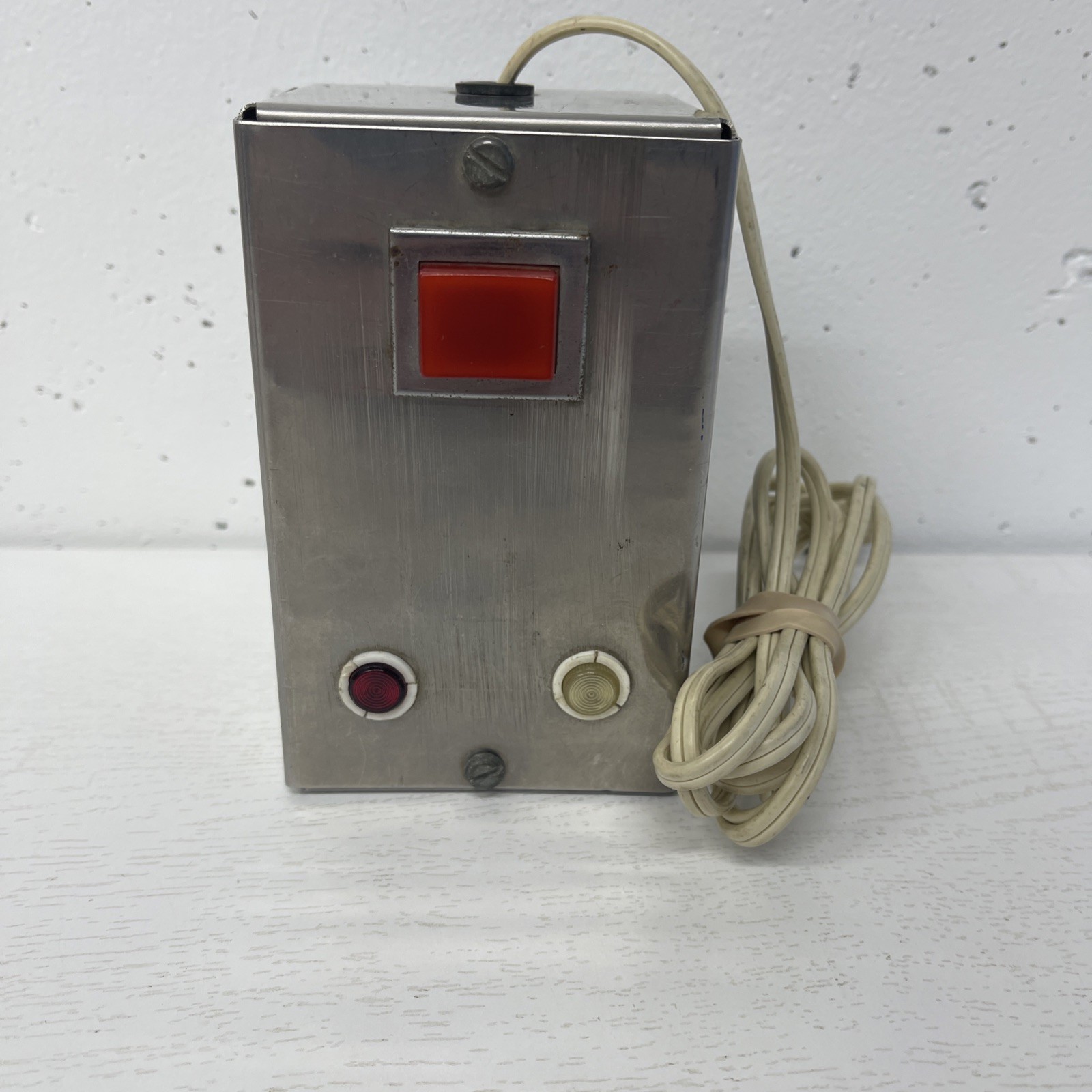 Prank Do Nothing Plug In Box – One Of A Kind Gift