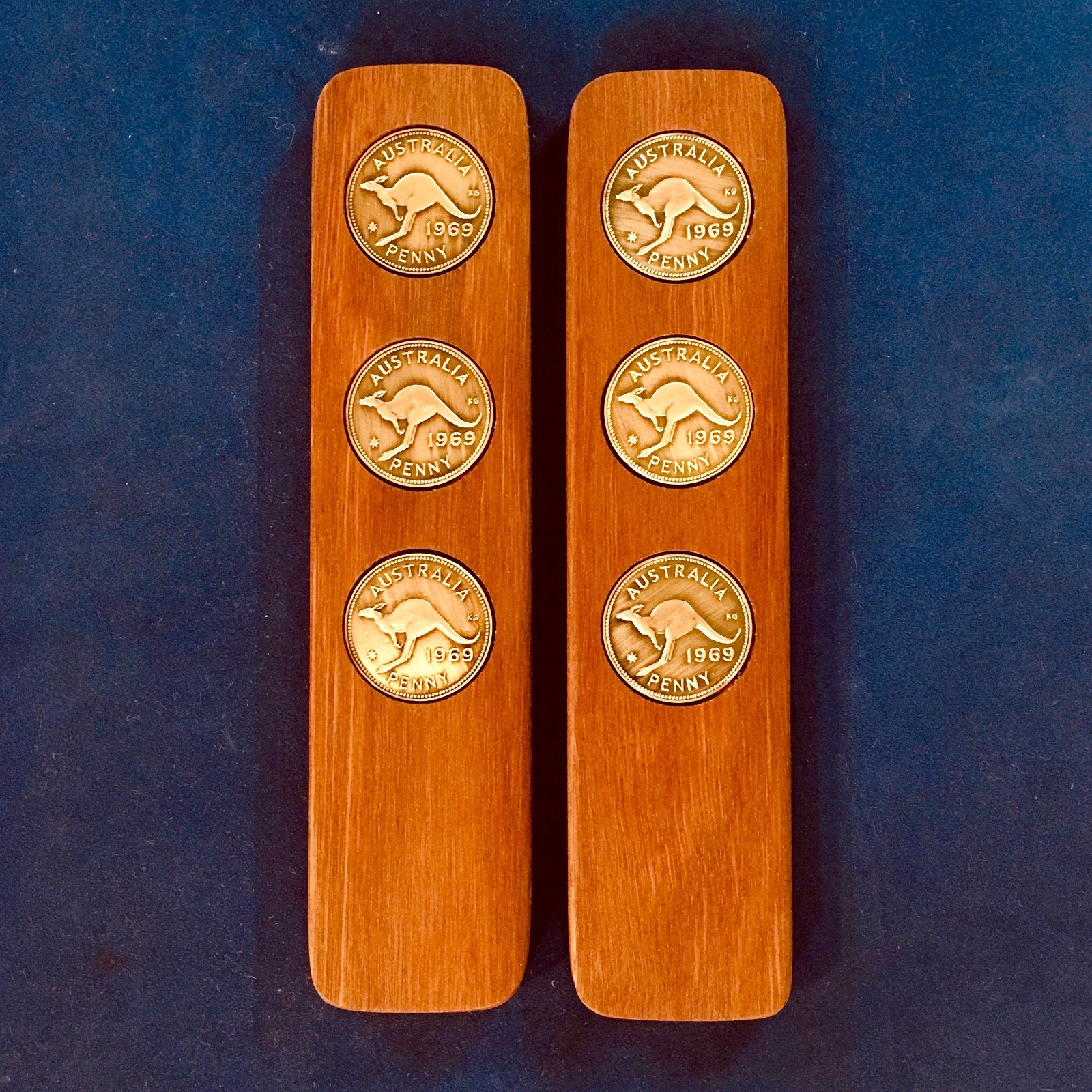 50th Birthday Gift Present Hardwood Two-Up Game 1974 Australian Pennies two up