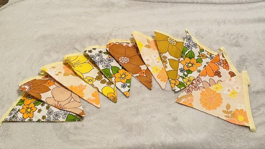 Vintage Floral Print Fabric Flags Bunting Pennant Party Home Decoration