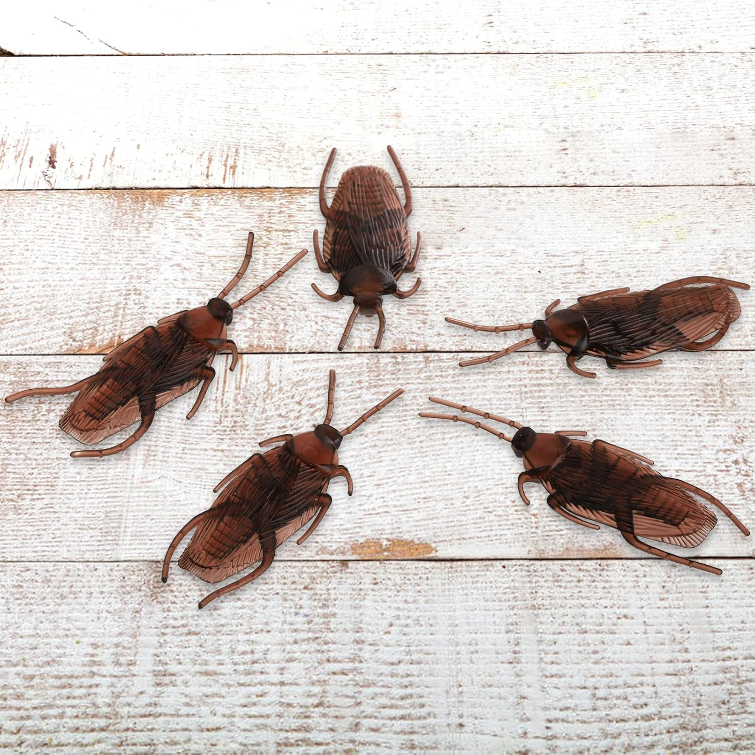 300 Pack Fake Roaches, Realistic Plastic Roach Bugs, Fake Prank Simulated Cockro