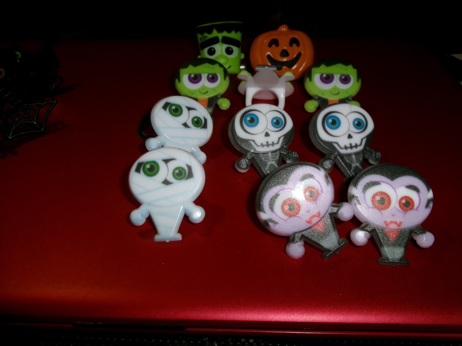 20 Assorted Halloween Plastic Rings/11 Assorted Fall Plastic Rings for Cupcakes