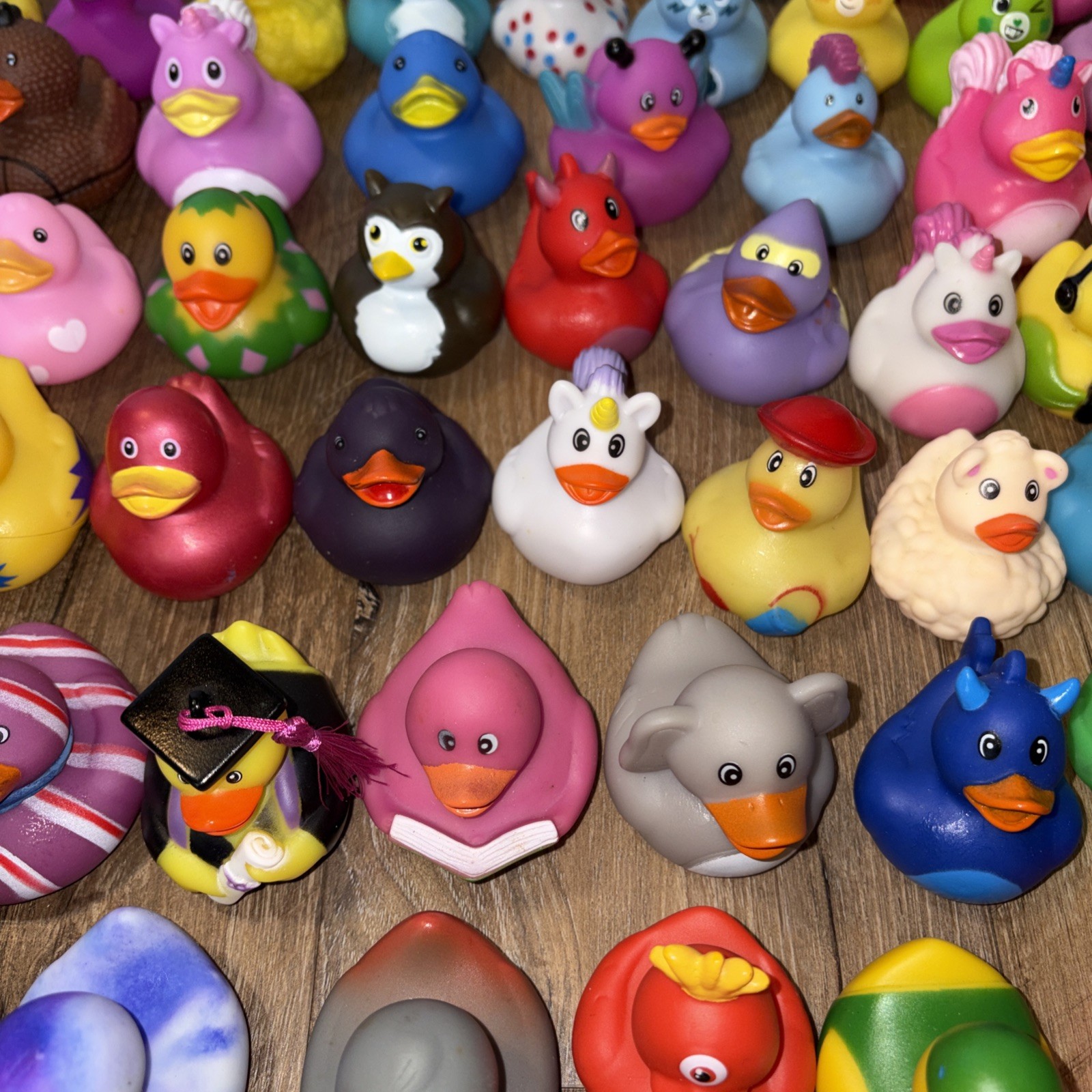 Rubber Ducks Duckies Huge Lot Of 200 Jeep Play Ducked Party Favors