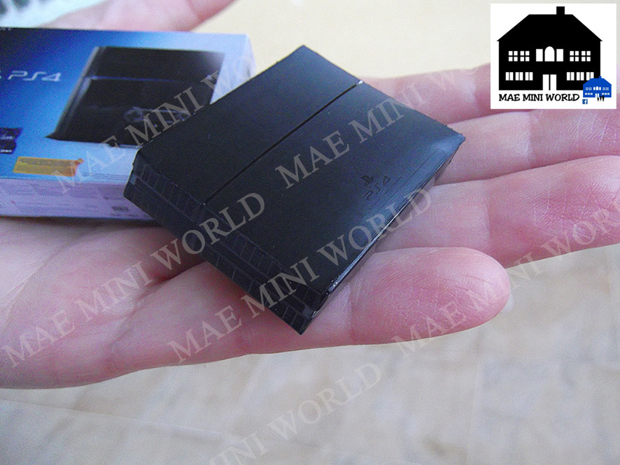 PS4. Miniature replica. Scale 1/6
