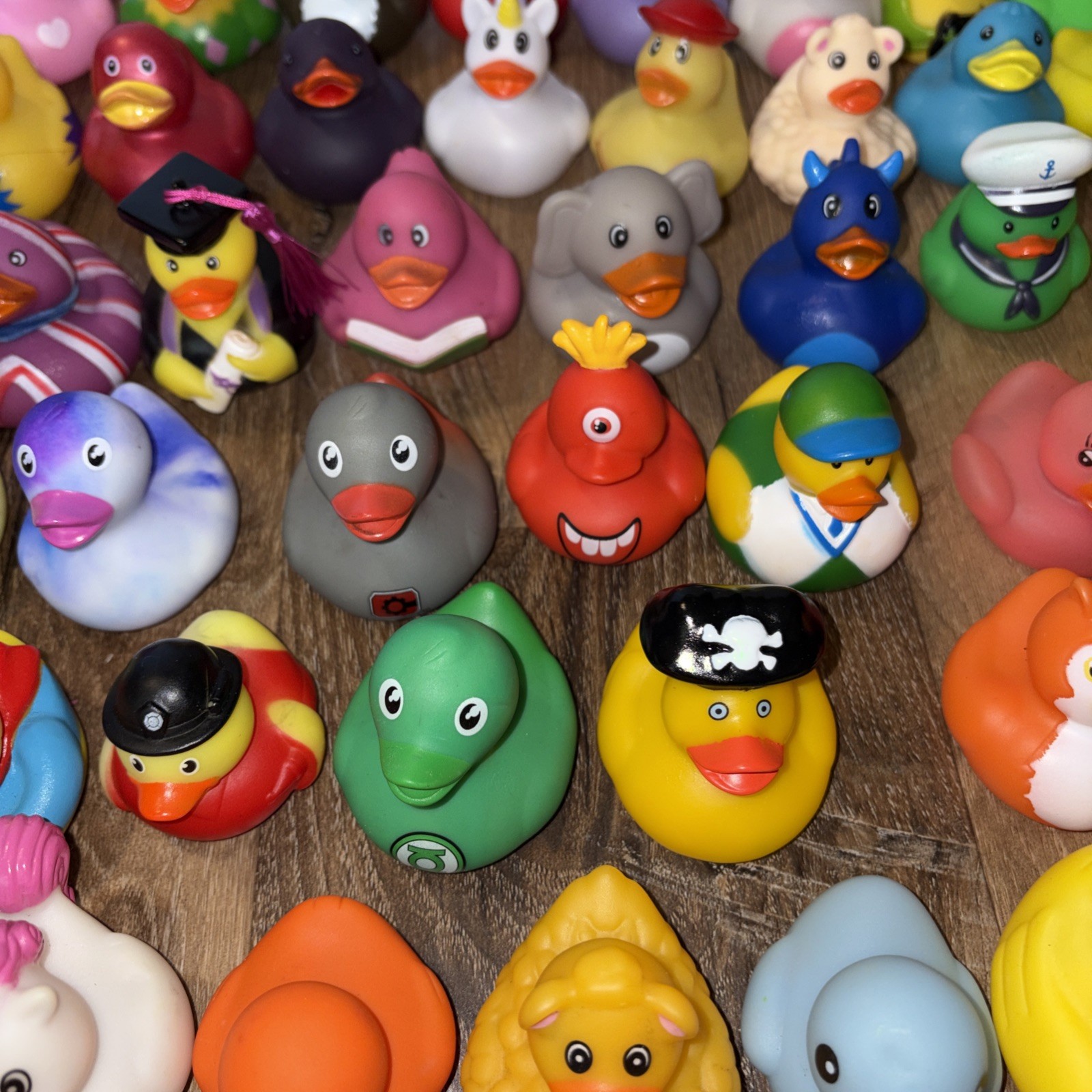 Rubber Ducks Duckies Huge Lot Of 200 Jeep Play Ducked Party Favors