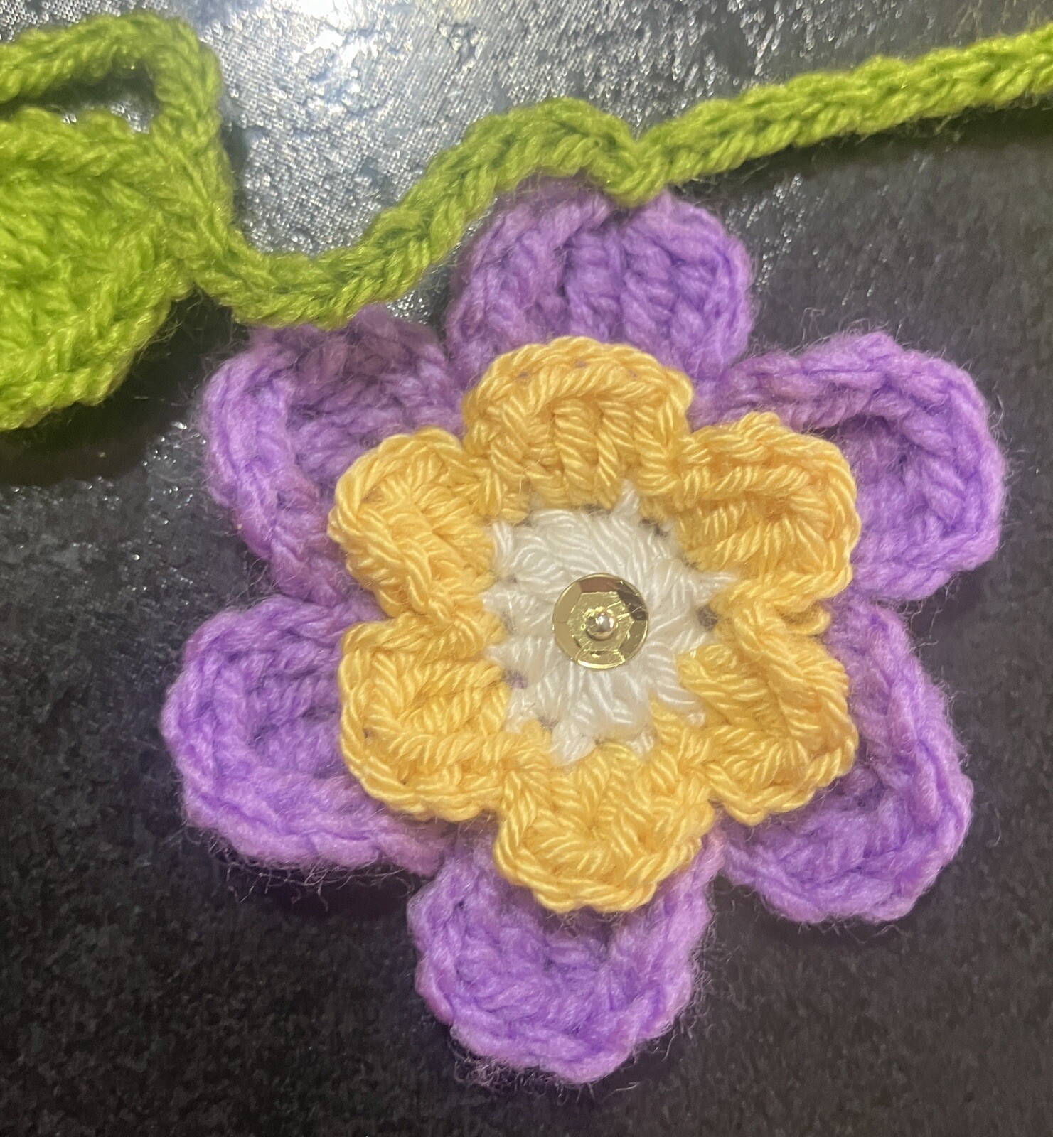 🌸 NEW hand Crochet Flowers Bunting Leaf sequins camper 34” SUMMER window Gift