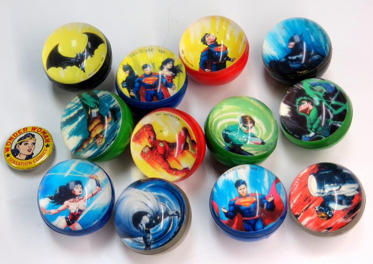 DC Comics Super Hero High Bounce Balls with Collector’s Pin