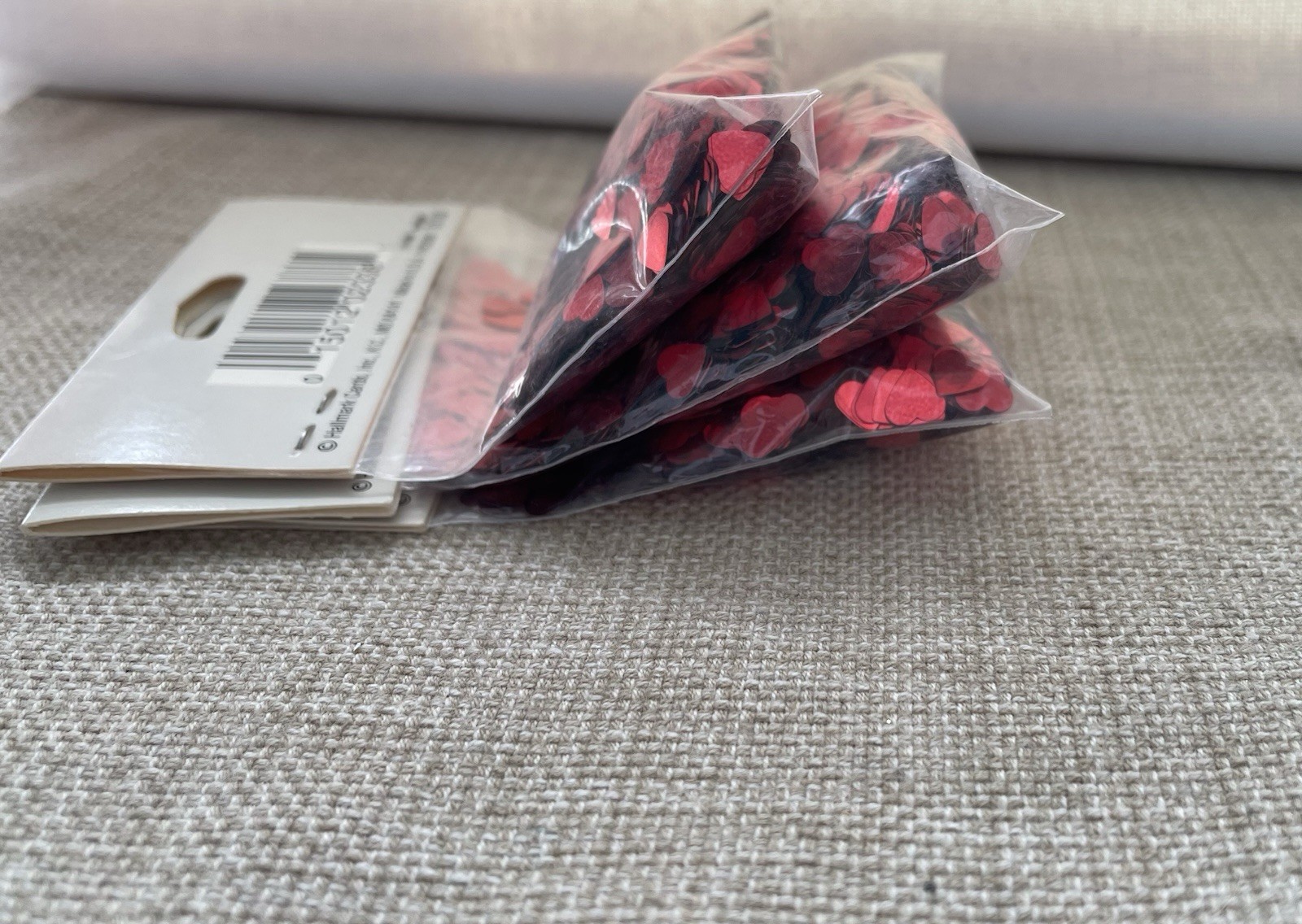 Hallmark Brand, Brand New, Red Sparkle Hearts Metallic Confetti 1 1/2 oz’s