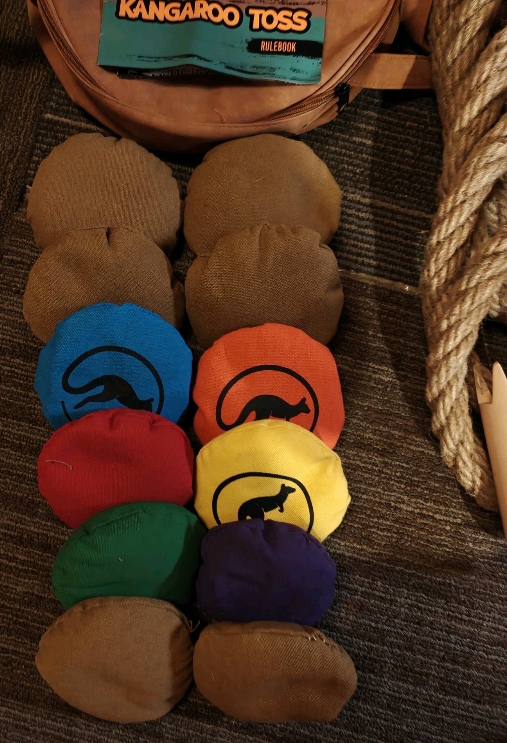Kangaroo Toss – Official Set, Outdoor Games, Beach Toys / Yard Game