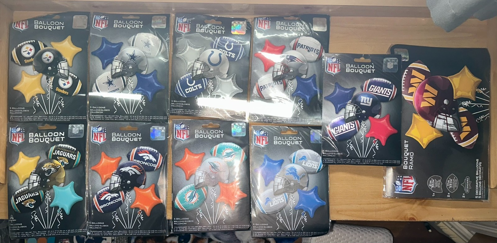NFL 5 Piece Mylar Foil Balloon Bouquet