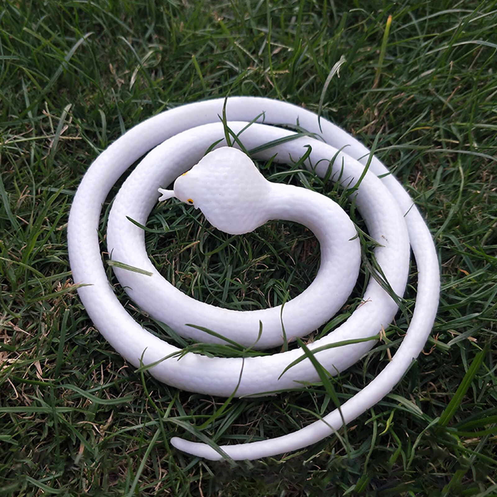 32″/48″/56″ Fake Realistic Snake Lifelike Scary Rubber Toy Prank Party Joke Prop