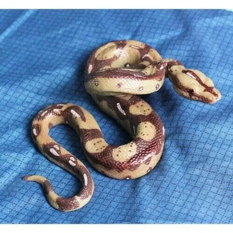 Realistic Big Rubber Snake Lifelike Scary Prank Toy Joke Party Prop Garden