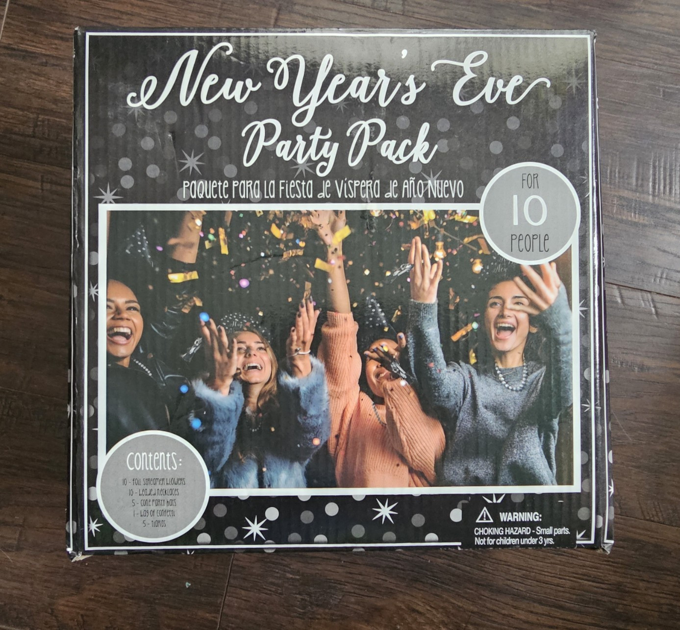 ALDI New Year’s Party Supply Kit for 10, Hats, Blowers, Tiaras, Confetti