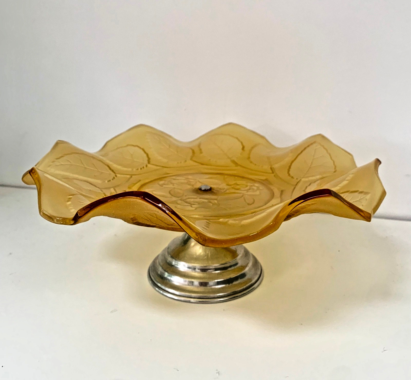 Vintage Mid 20th Century art deco stye amber frosted glass cake stand