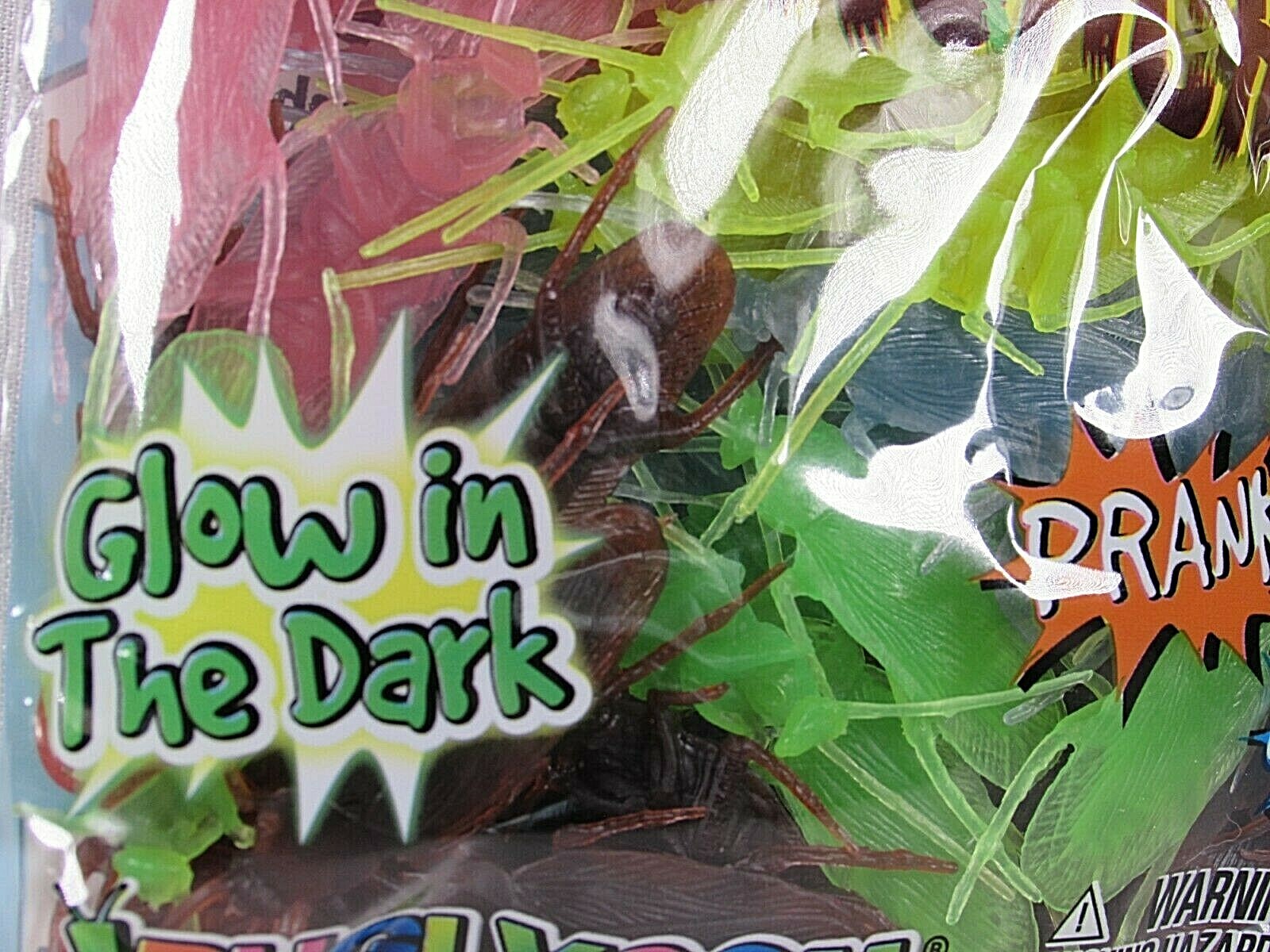 96 GLOW IN THE DARK Prank Cockroaches Realistic Plastic Fake Bugs Gag Toy Joke