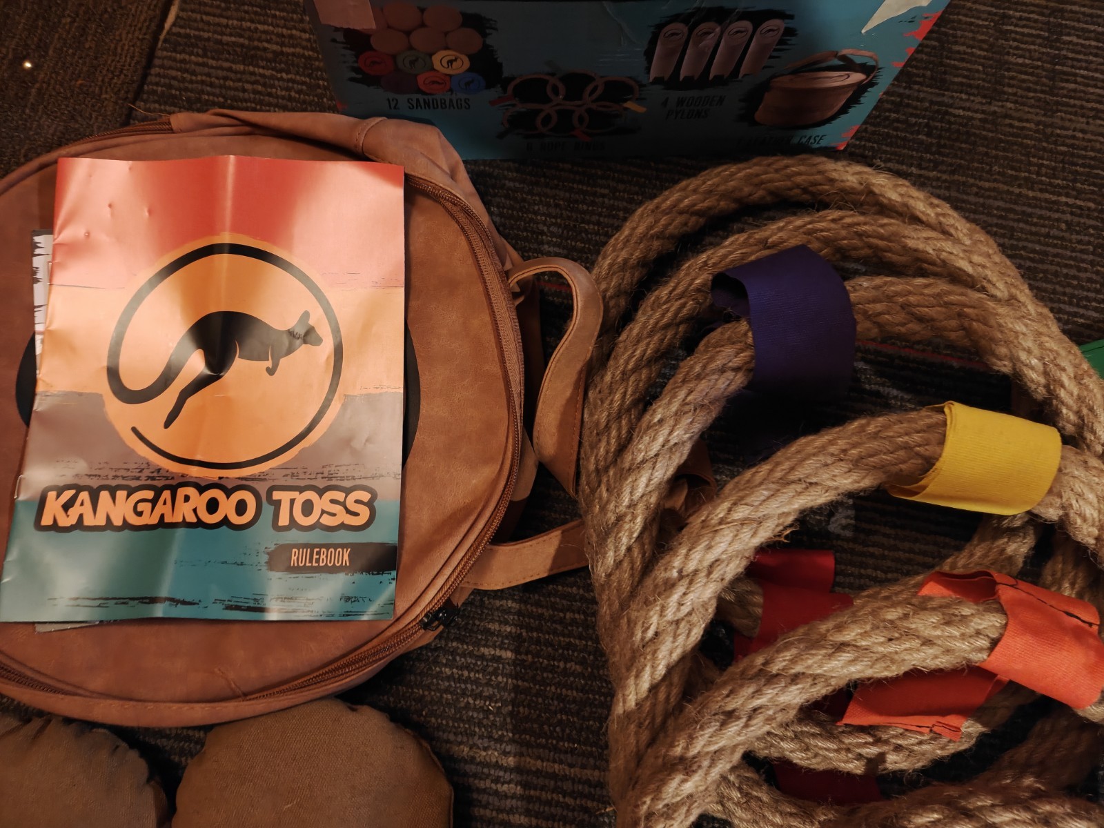 Kangaroo Toss – Official Set, Outdoor Games, Beach Toys / Yard Game