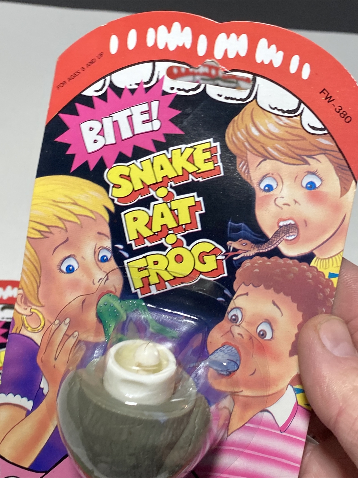 Rare Bite Snake Rat Frog Toy Novelty Gag Joke FW-380