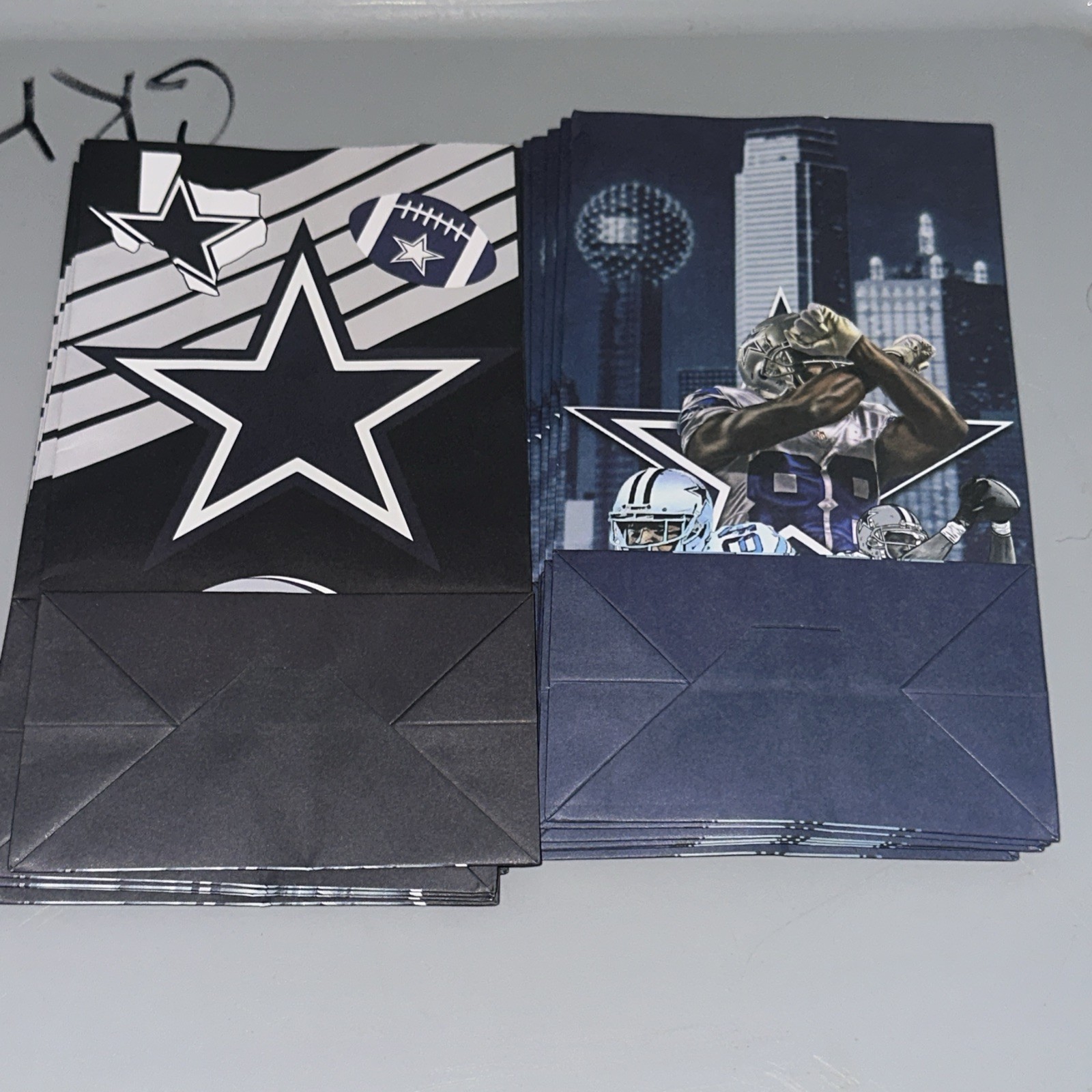Cowboys 12pc Paper Party Favor Bags