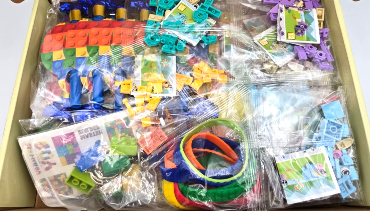 KIds Party Favor Set for 12, Ages 6-12, Building Blocks Theme Favors, 12 Sets