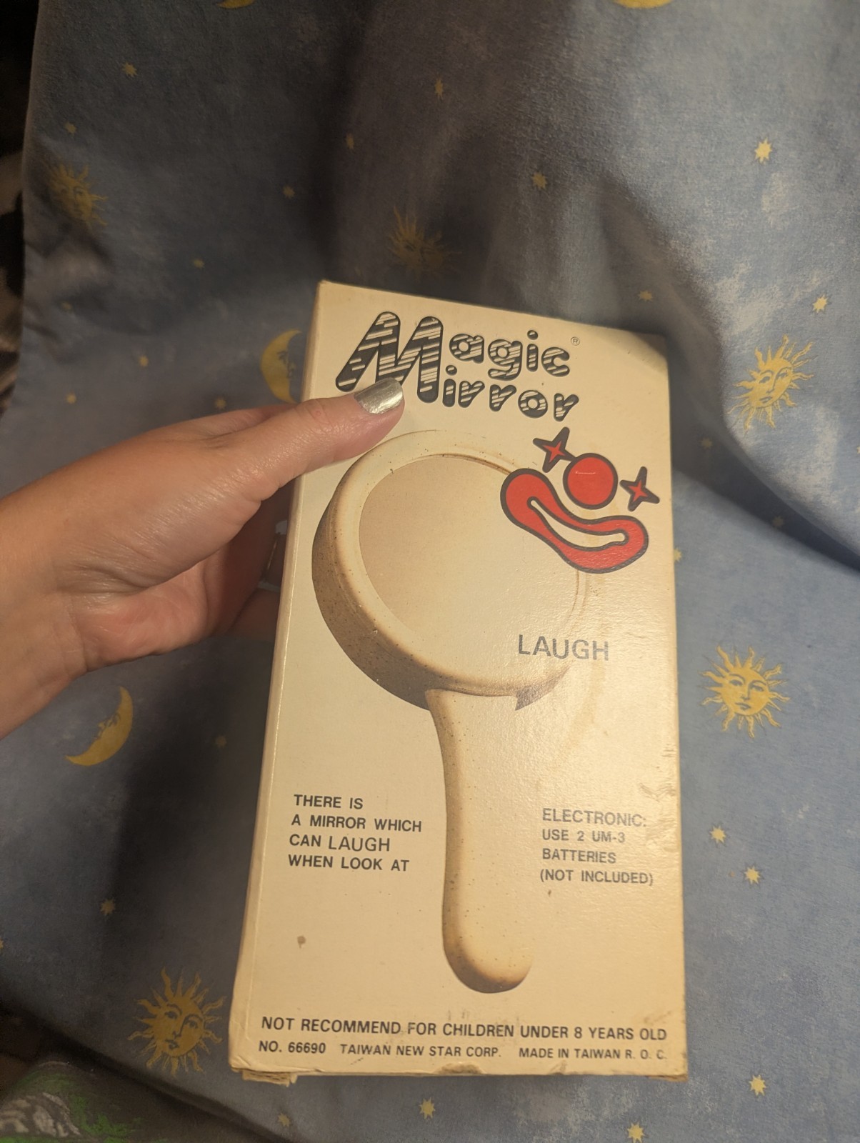 Vintage MAGIC LAUGH HAND HELD MIRROR Laughing Sound Toy Prank Joke Funny
