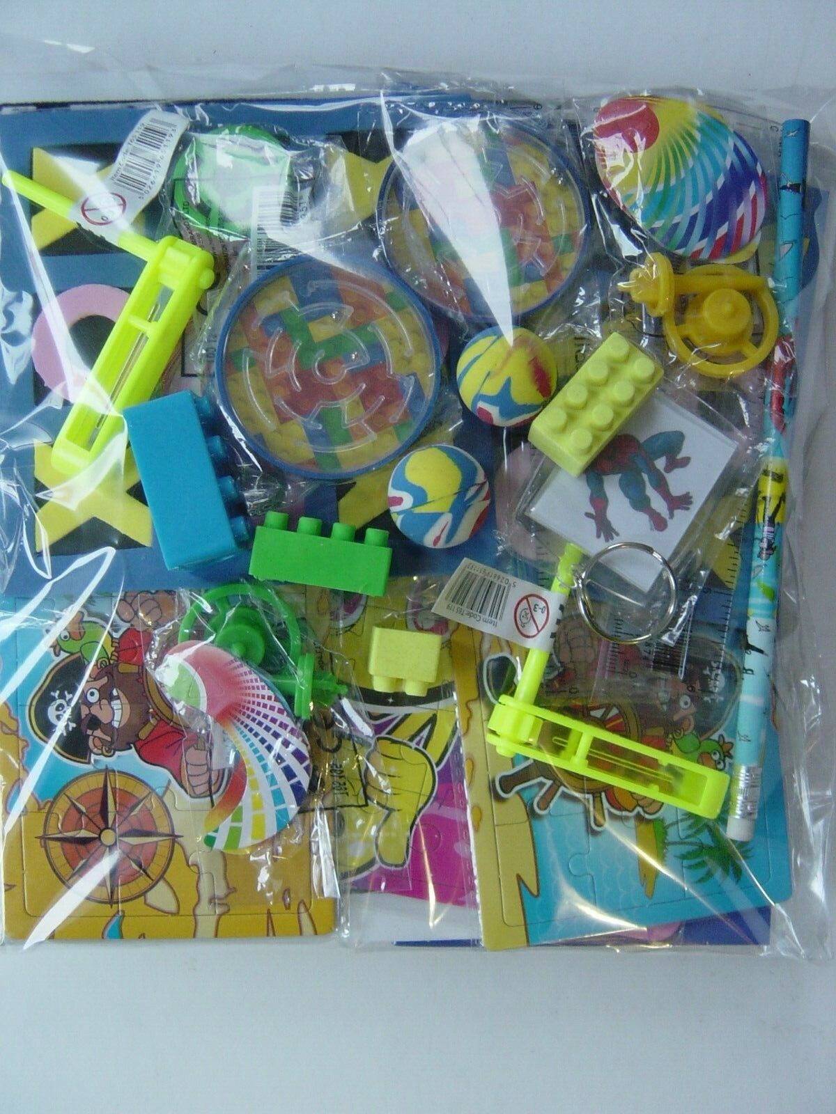 100 Party Bag Toys, Childrens Kids School Gift Lucky Dip Pinata Fillers NEW