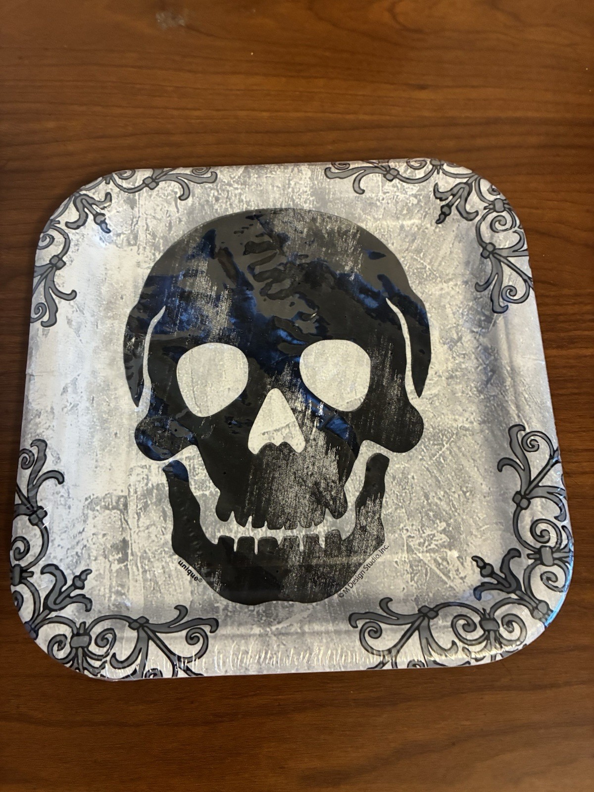 Halloween Party Supplies (2)10ct. Square Spider/Skull Paper Plates & Table Cover