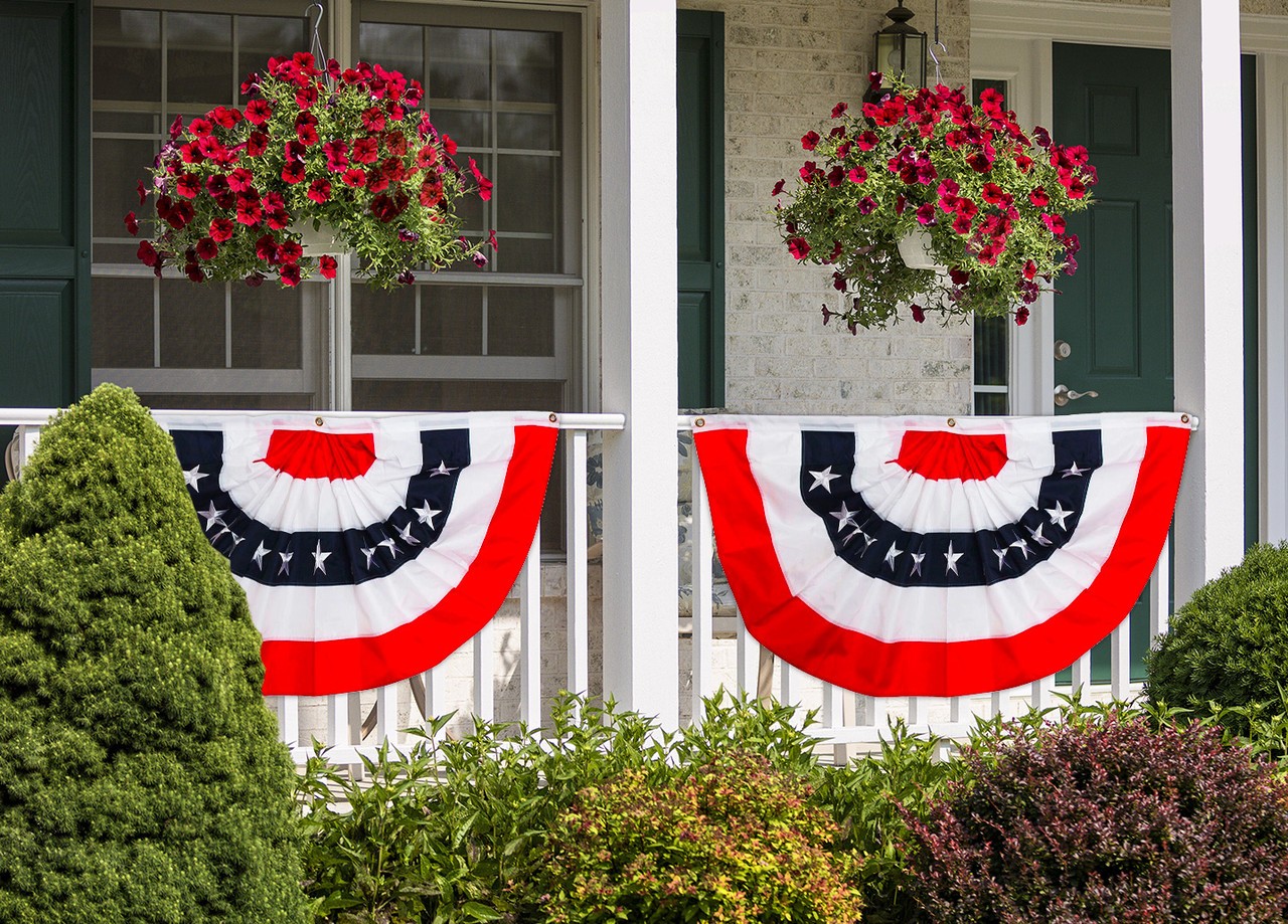 Briarwood Lane Patriotic Bunting 48″ X 24″ (Set of 3) Mixed Bundle 1×1