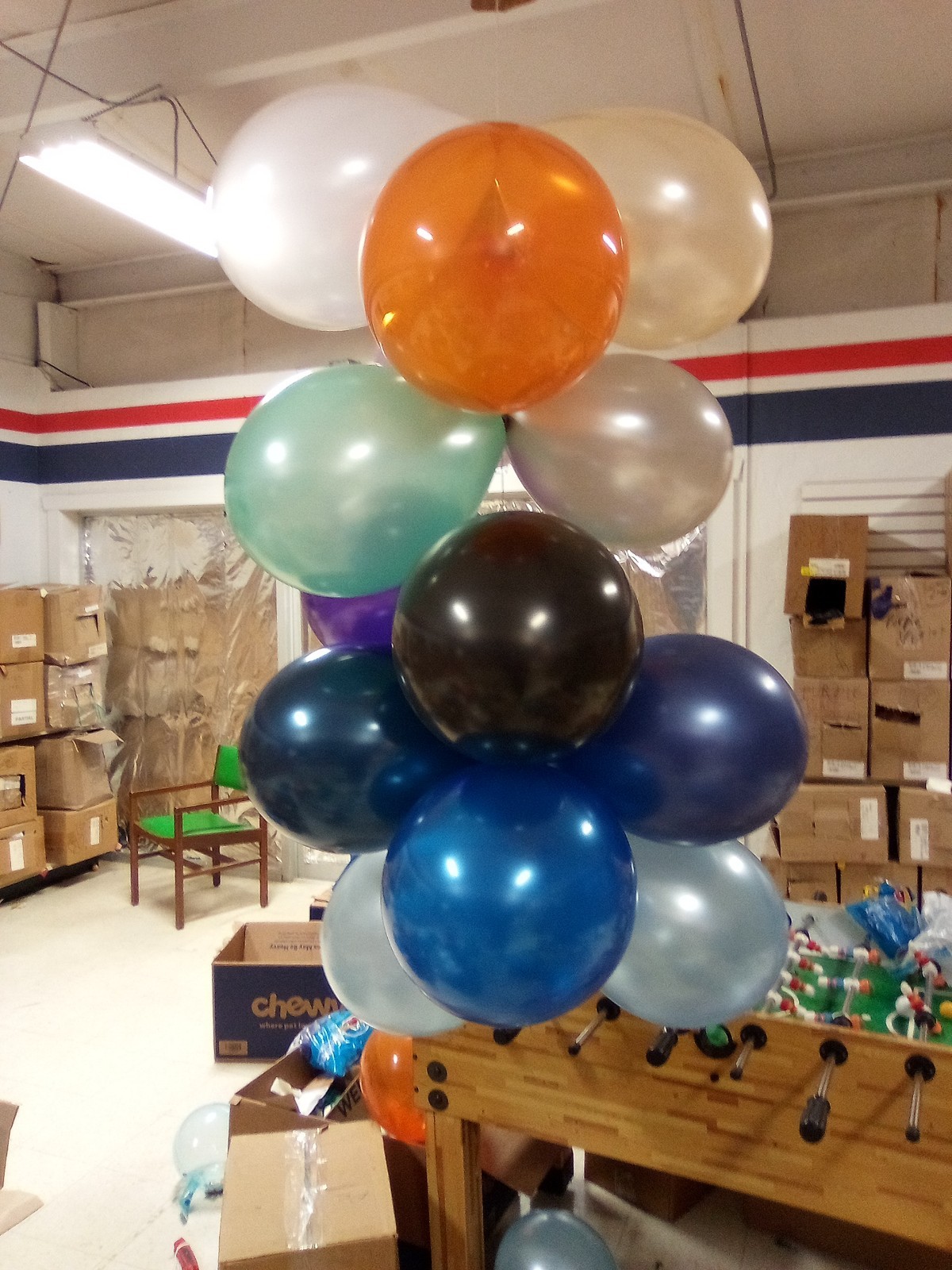 Qualatex 11″Balloons Top Quality In Bulk Boxes/U-pic Solid Or Mix Colors In Box.
